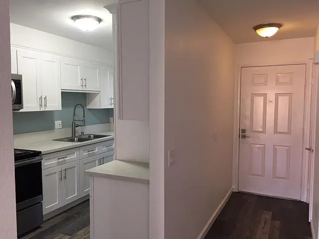 1517 Grandon Ave — Photo 3