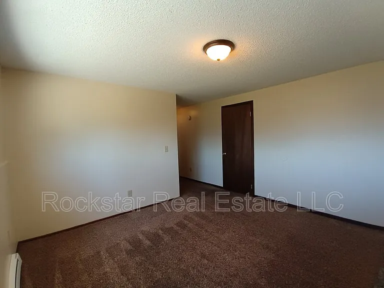 537 E Garland Ave — Photo 17