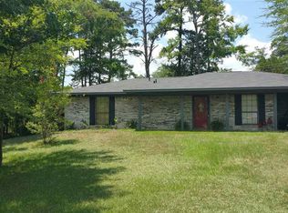 305 Red Pheasant Dr, Gilmer, TX 75645