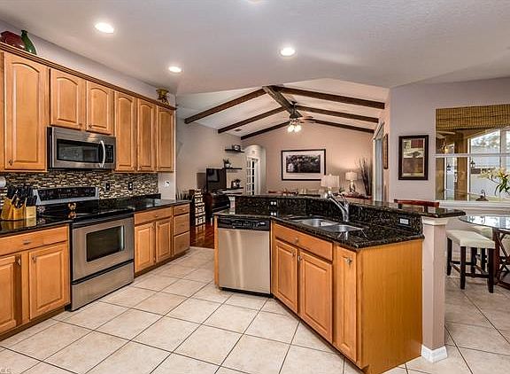5th image of 10660 Sir Michaels Place Dr