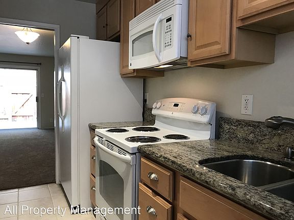 2nd image of 1485 Terra Nova Blvd