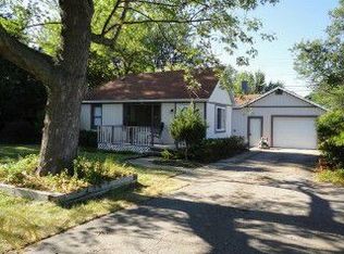 2724 Pontiac Lake Rd, Waterford, MI 48328