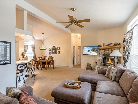 3rd image of 41704 Park Ave