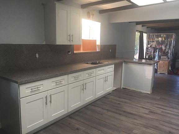 2nd image of 10837 Oak Creek Dr