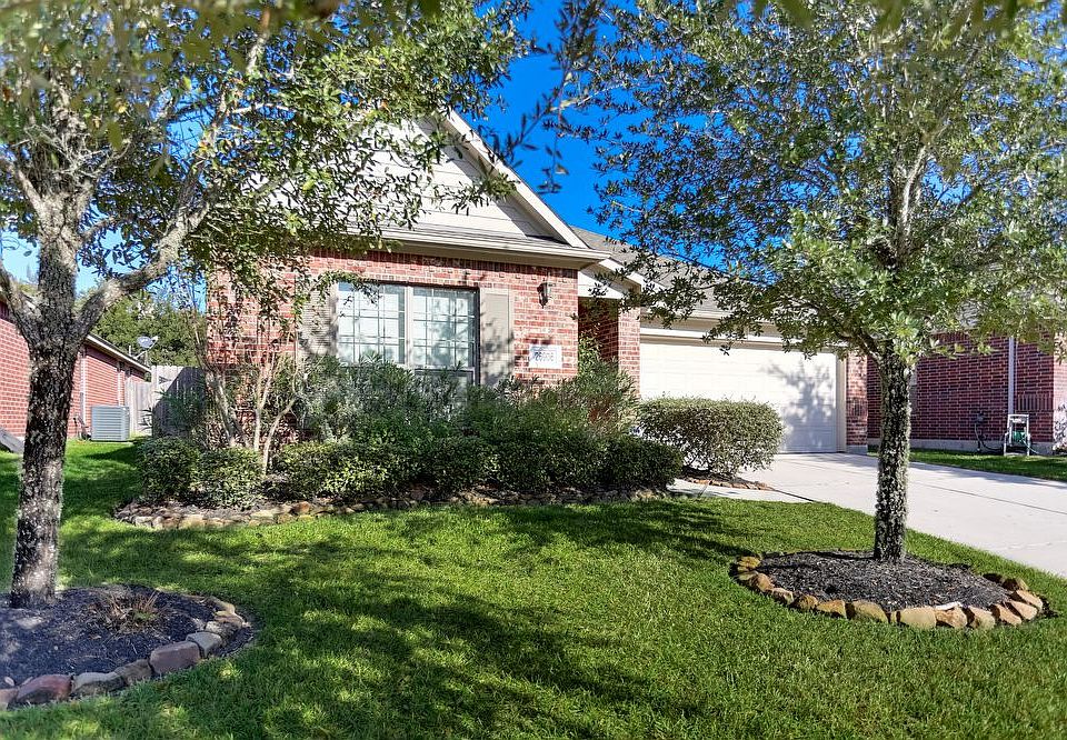 1st image of 26906 Squires Park Dr