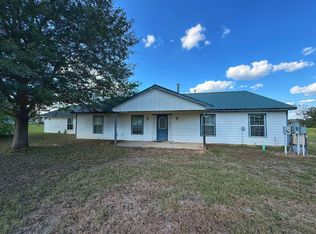 9496 Batson Rd, Normangee, TX 77871