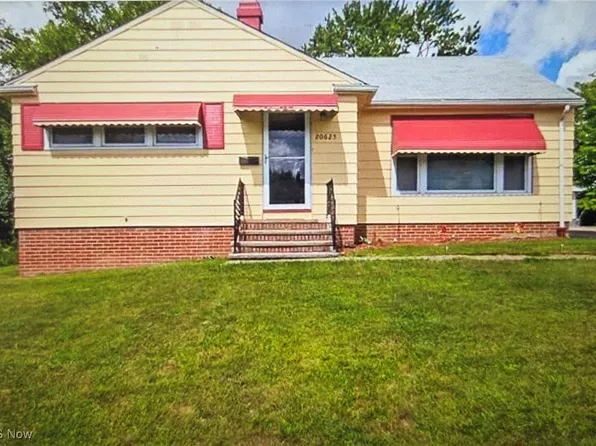 20625 Centuryway Rd, Maple Heights, OH 44137