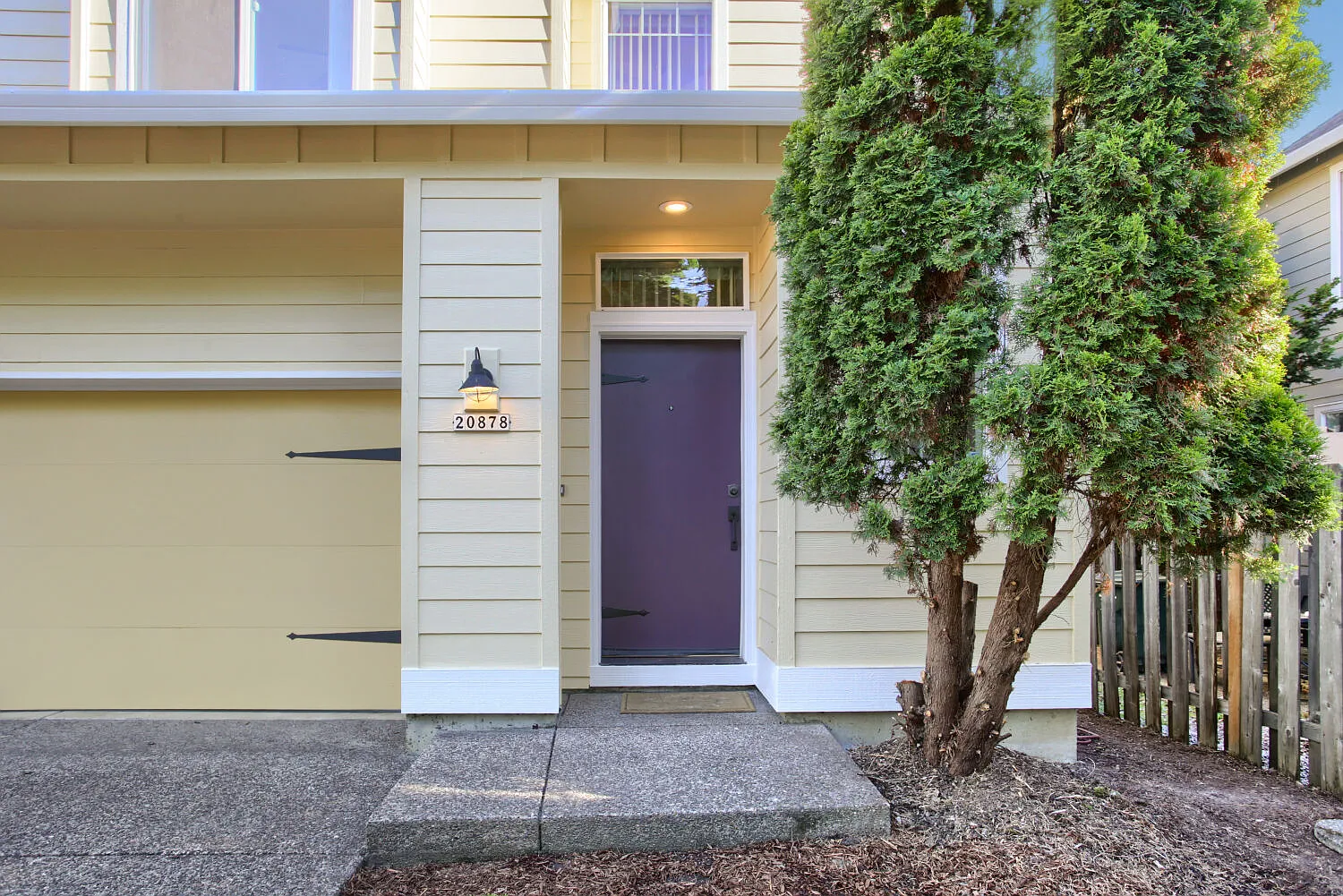 3 bed, 2.5 bath, 1710 sqft, $2,500 — Photo 2