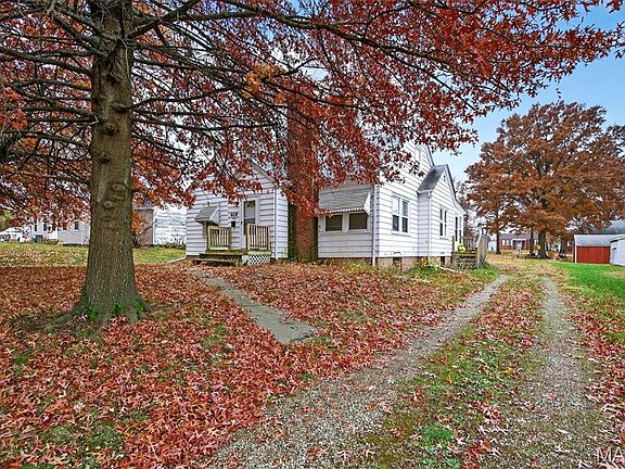 4th image of 409 Steinhagen Rd