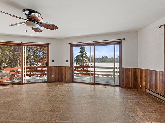 5th image of 831 Richmond Way