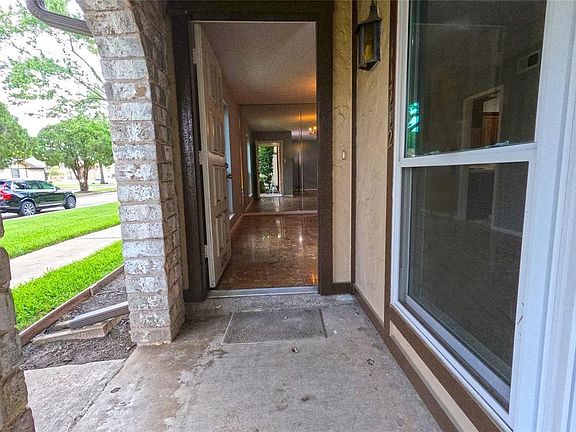 3rd image of 11712 S Kirkwood Rd
