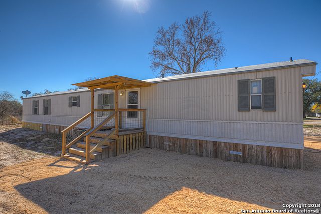 1st image of 150 Shady Oaks Ct