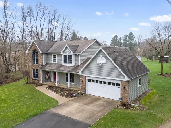 9940 2nd St, Mattawan, MI 49071