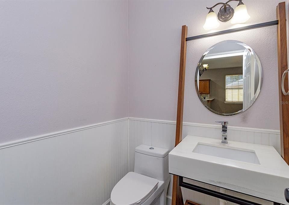 1st image of 41 E Spruce St #41
