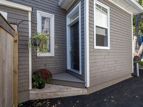 5th image of 6134 Allan St