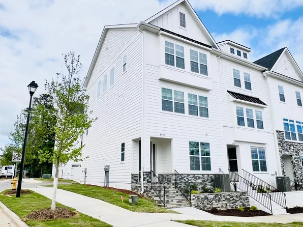 8530 Silsbee Dr, Raleigh, NC 27613