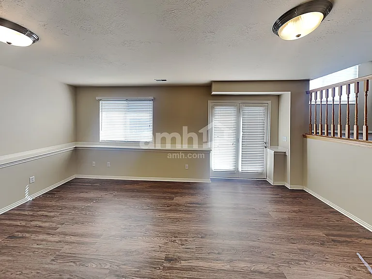 1673 W 1500 S — Photo 6