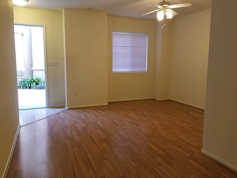 Golden Valley Luxury Apartments — Photo 19