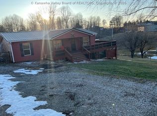 4750 Steele Ridge Rd, Red House, WV 25168