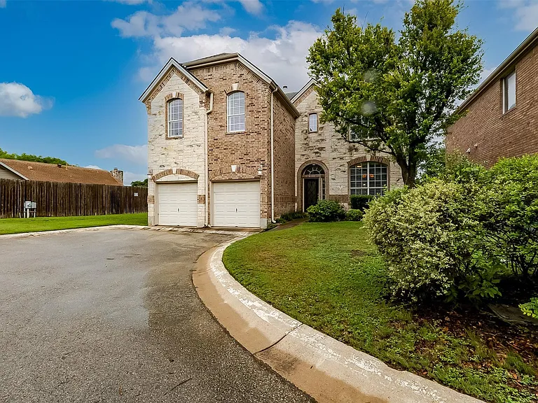 11608 Spicewood Pkwy #1 — Photo 2