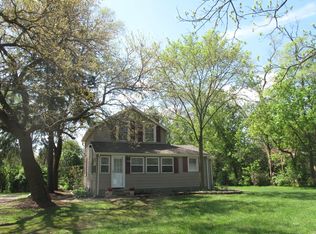 2011 Maple, Chicago, IL 60515