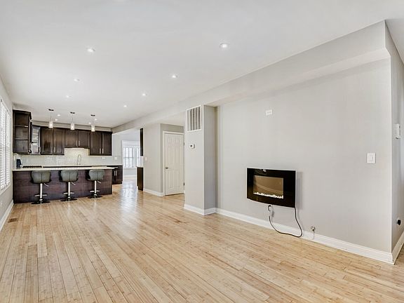 3rd image of 5635 W Patterson Ave
