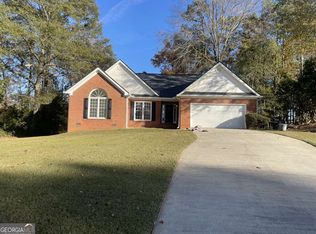 11564 Holly Ln, Hampton, GA 30228