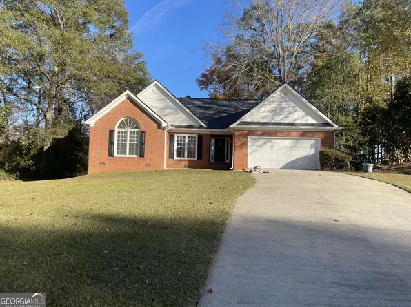 11564 Holly Ln, Hampton, GA 30228