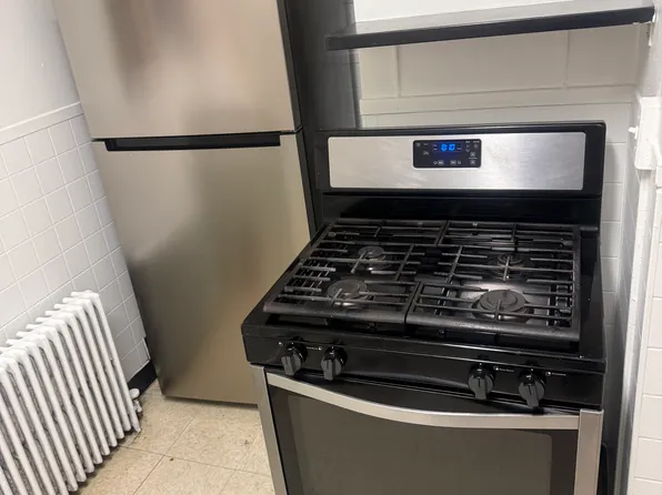 22 Sherwood Ave, Yonkers, NY 10704