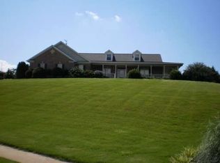 4507 Arlington Ct, Gainesville, GA 30506