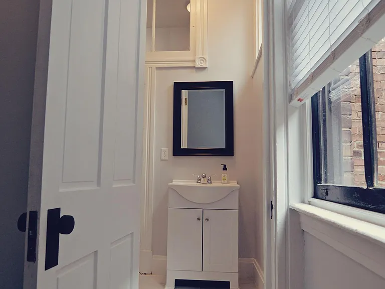 30 W Court St #302 — Photo 12