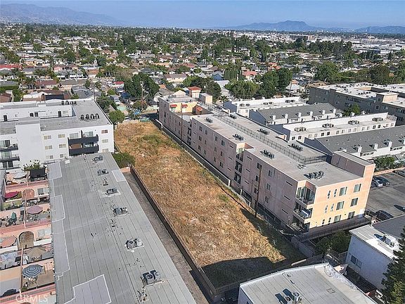 2nd image of 7911 Ventura Canyon Ave Lot 129