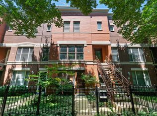 1350 W Fillmore St #A, Chicago, IL 60607