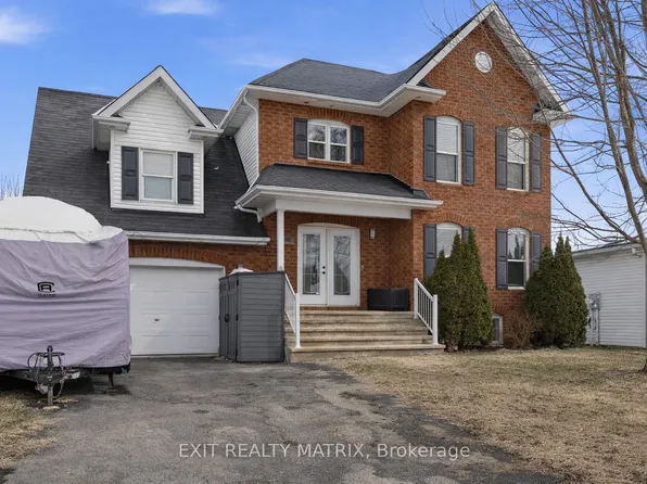 388 Quartz Ave, Clarence Rockland, ON K4K 0C7