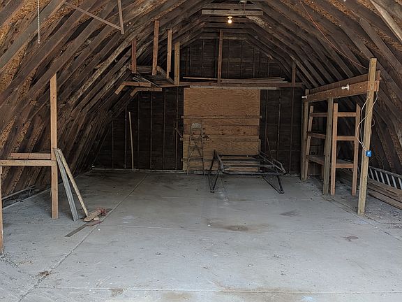4th image of 1121 Poplar St #1