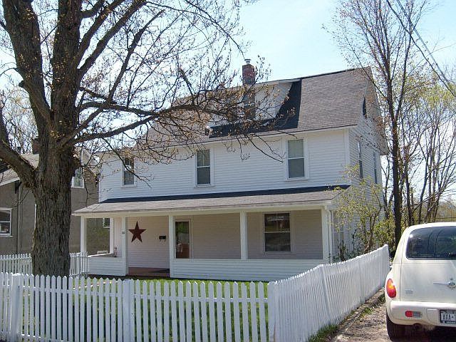 1st image of 126 Parkside Dr
