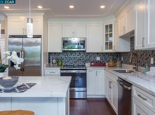 2032 Golden Rain Rd APT 2, Walnut Creek, CA 94595