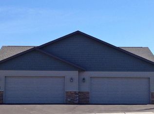 6420 Prairie Park Dr #6420, Eau Claire, WI 54701