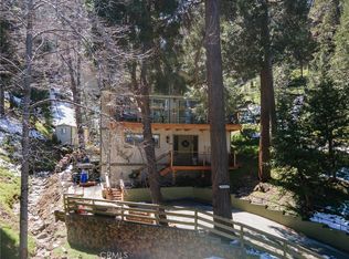 24105 Alpine Dr, Crestline, CA 92325