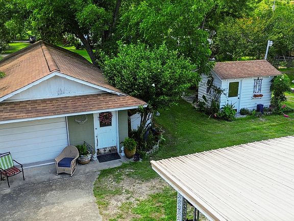 5th image of 1729 Old Whitesville Rd