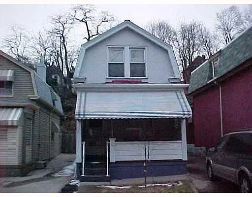 317 Mathews Ave photo 1