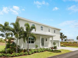 1013 NE Orange Ave, Jensen Beach, FL 34957