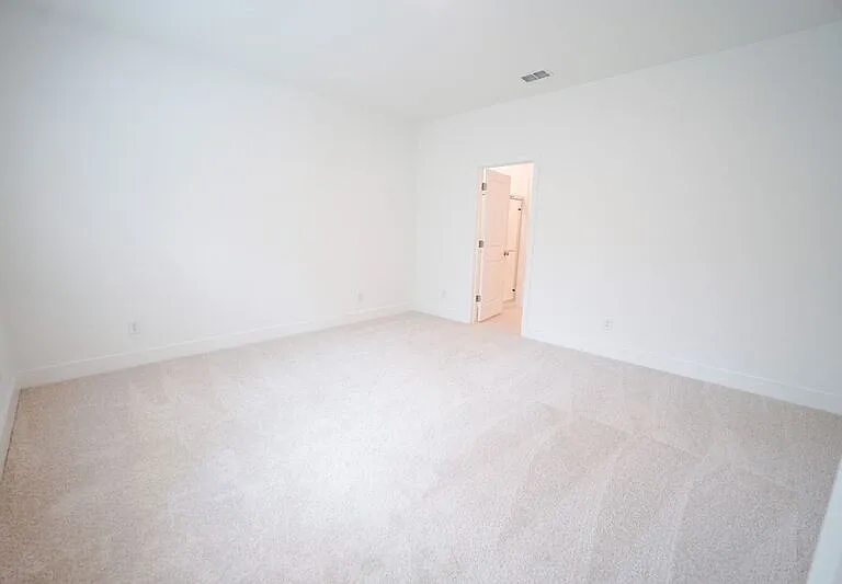 128 Kingswood Cir — Photo 18