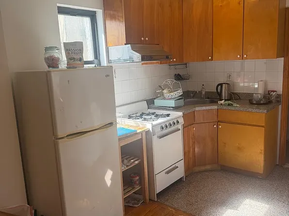 154 Mott St APT 4B, New York, NY 10013