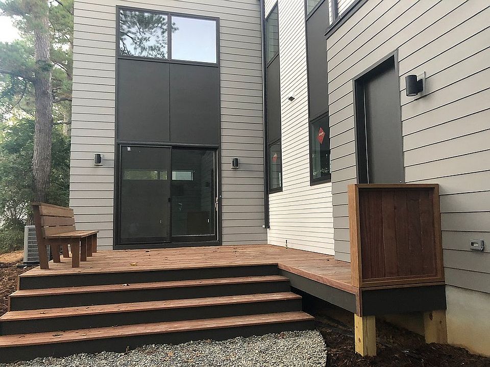 2nd image of 105 Inara Ct
