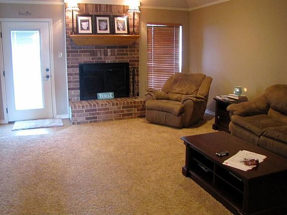 5th image of 1415 Glenwood Dr