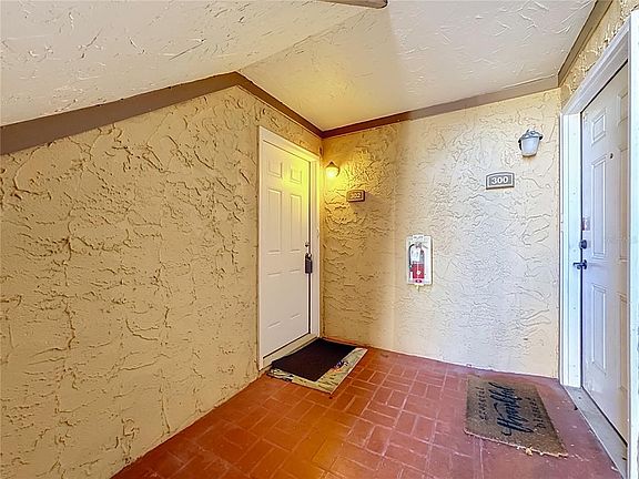 5th image of 1935 TOUCAN WAY #302