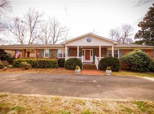 375 Pauline Dr, Lexington, NC 27295