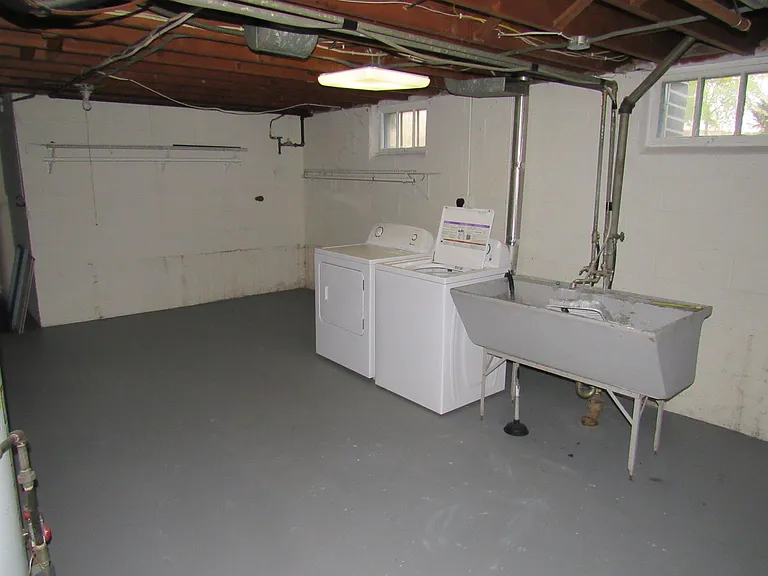4401 Cedar Ave S — Photo 12