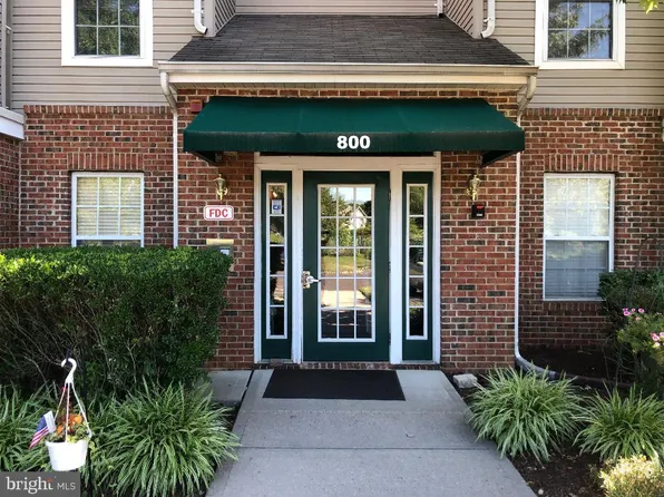 813 Mowat Cir, Hamilton, NJ 08690